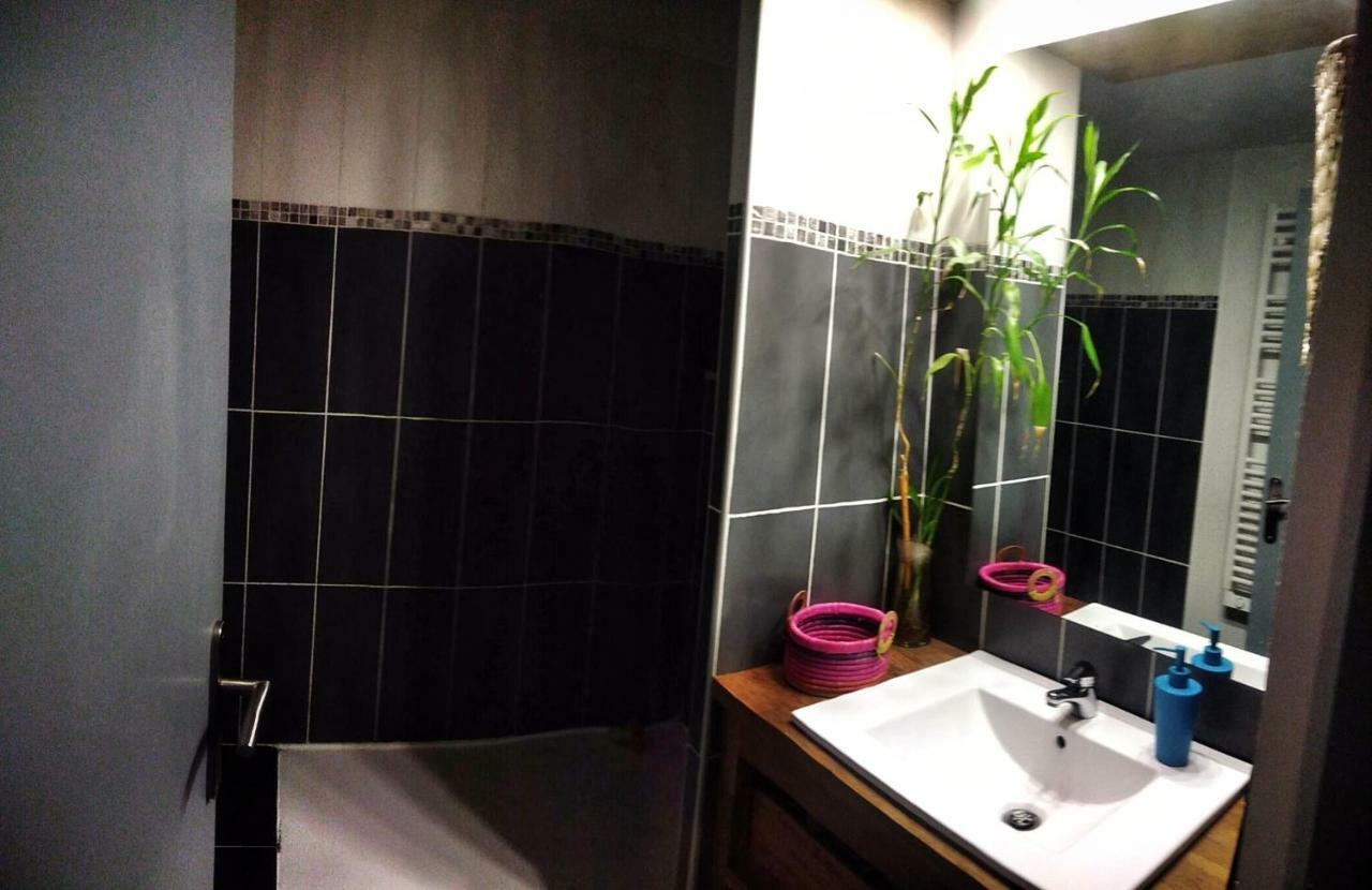 Ferienwohnung Loft Mezzanine Verriere Avec Vue Saint-Denis Exterior foto